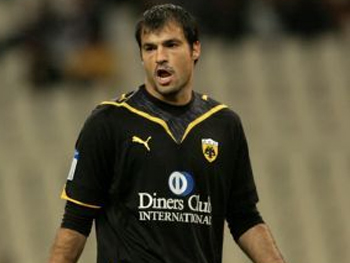 «Φαβορί για την πρόκριση η ΑΕΚ»