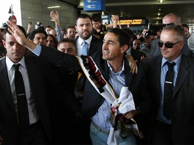 Χιμένεθ: «Θα κάνω τα πάντα για την ΑΕΚ»