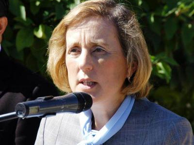 Μήνυσαν υπουργό για τα ρατσιστικά της σχόλια