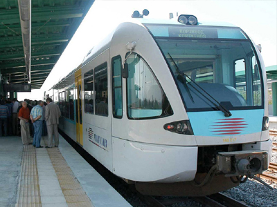 «Πράσινο» φως για τον σιδηροδρομικό άξονα Κόρινθος-Πάτρα