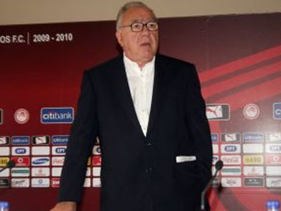 Ολυμπιακός: Μόνος του και με τη… βούλα ο Κόκκαλης