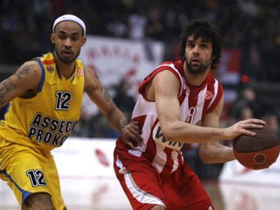 Εγκώμια Πέσιτς για Τεόντοσιτς