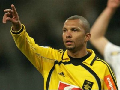 Άρης: Γλίτωσε τα… μισά για Αμορόζο