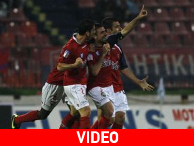 Συνεχίζει ακάθεκτος ο Πανιώνιος, 3-1 την ΑΕΚ