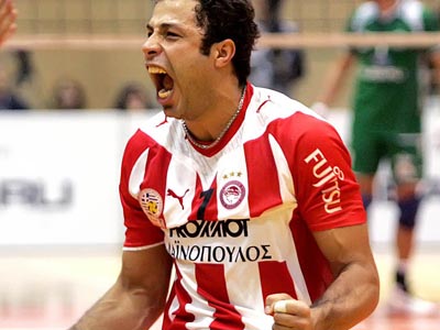 Ολυμπιακός: Ανακοίνωσε Καλντέιρα και Σμαραγδή