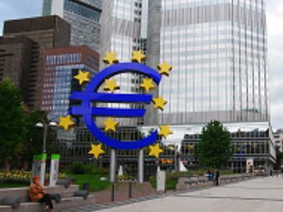 Εύσημα και από την ΕΚΤ για τα μέτρα