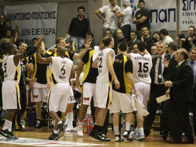 «Όποιος μπορεί, να βοηθήσει το Μαρούσι»