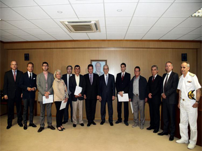 ΕΕΕ: Υποτροφίες και βραβεύσεις Ελλήνων ναυτικών