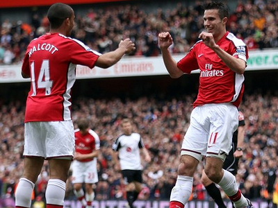 Στο πλευρό του Γουόλκοτ ο Φαν Πέρσι