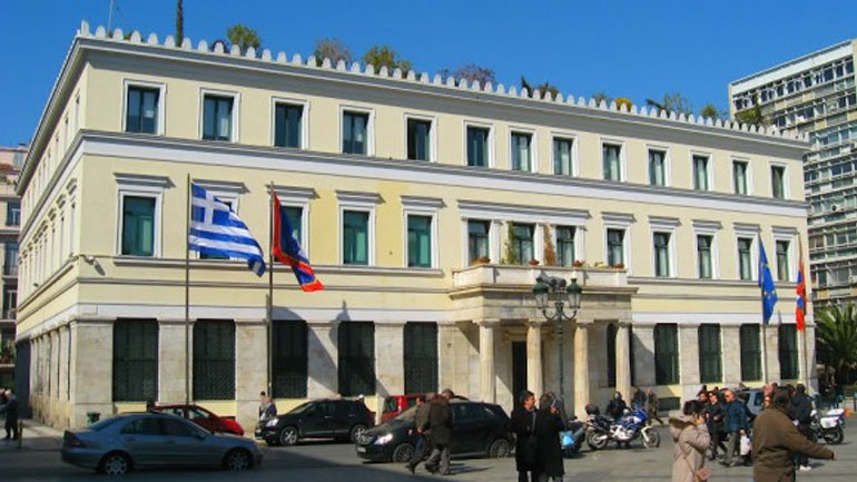 Συνάντηση Μητσοτάκη-Καμίνη στο Δημαρχείο της Αθήνας