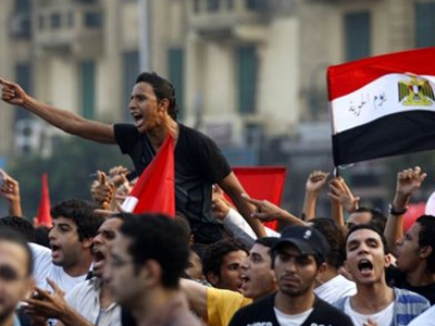 Η Αίγυπτος ανακάλεσε τον πρέσβη της από τη Δαμασκό