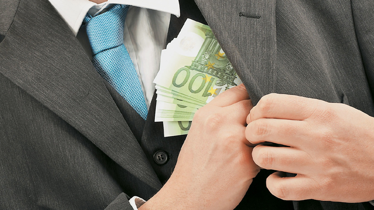Διαφθορά στο 69% των ελληνικών επιχειρήσεων δείχνει διεθνής έρευνα