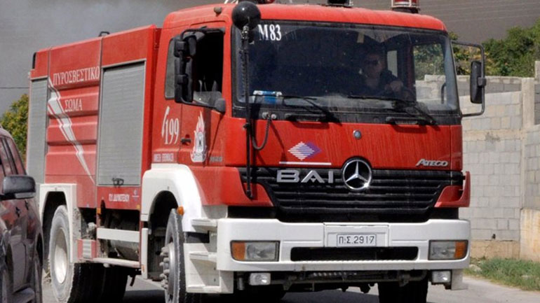 Πυρκαγιά σε φανοποιείο αυτοκινήτων στα Κάτω Πατήσια