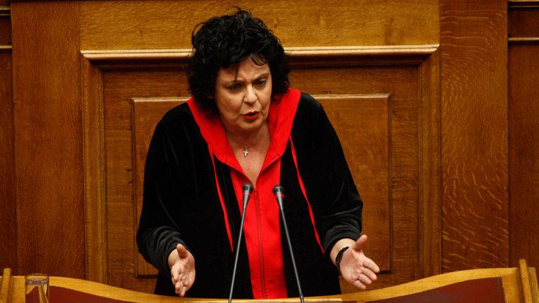 Κανέλλη: «Μάνα του λόχου της Χρυσής Αυγής η Κωνσταντοπούλου»