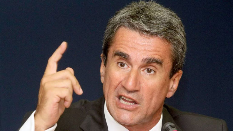 Λοβέρδος: «Χίλια τοις εκατό σενάριο τύπου Κύπρου αν δεν υπάρξει συμφωνία»