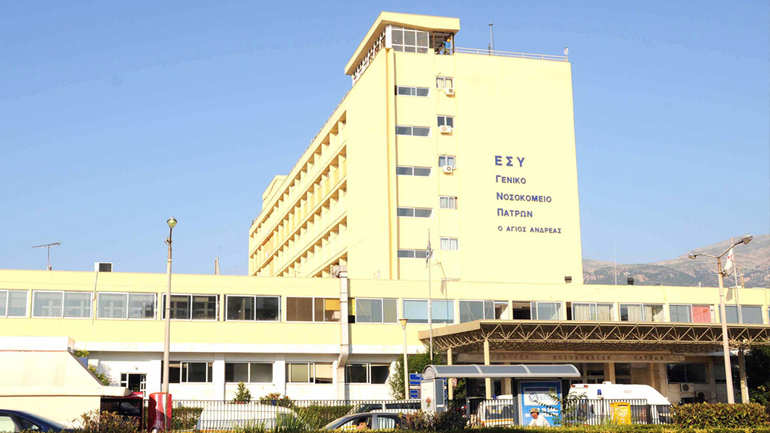 Νοσοκομείο Πάτρας: Διοικητής και υποδιοικητής σε ρόλο νοσοκόμων
