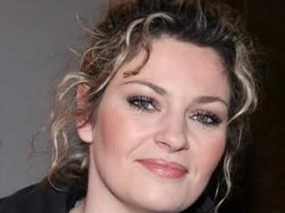 Θα την δούμε νυφούλα;