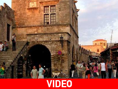 «Ξύλο» προς άγραν πελατών