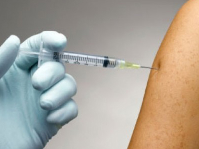 Με επιτυχία οι δωρεάν εμβολιασμοί το Σαββατοκύριακο στον Πειραιά