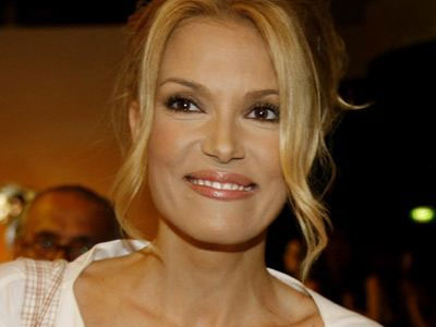 Διεύψευσε τα περί εγκυμοσύνης