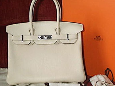 Ποια διάσημη ξόδεψε 100.000 δολάρια σε μία ώρα;