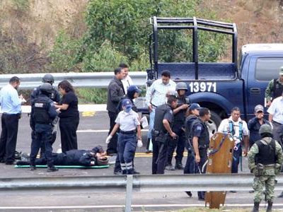 Μεξικό: Ενέδρα θανάτου σε αστυνομικούς
