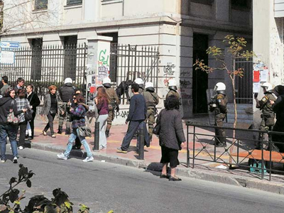 Ένταση με μικροπωλητές στην Πατησίων