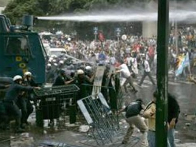 Επεισόδια και συλλήψεις στη Χιλή