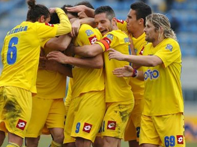 Αστέρας Τρ.: Κάλεσμα στους οπαδούς από τους Ράγιος και Χούλι Αστέρας Τρ.: Κάλεσμα στους οπαδούς από τους Ράγιος και Χούλι