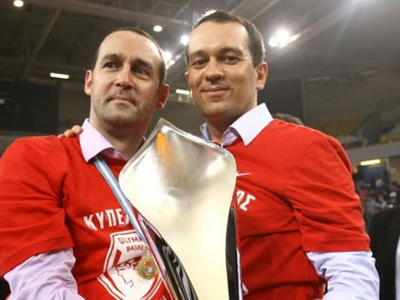 Στην προπόνηση του Ολυμπιακού οι Αγγελόπουλοι