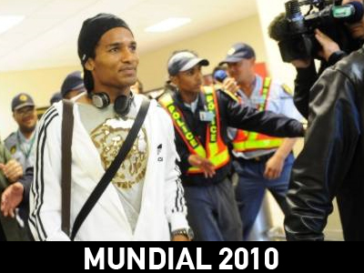 Eπέστρεψε στη βάση της  η Γαλλία