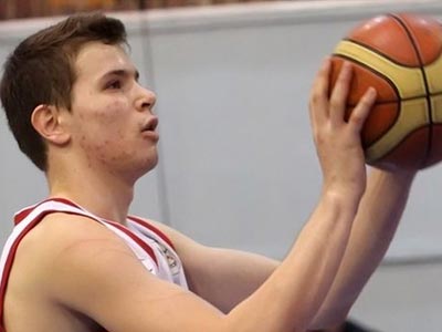 Παίρνει Αγραβάνη – Παλεύει για Παπαπέτρου ο ΟΣΦΠ