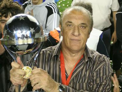 Παραιτήθηκε από την Μπόκα ο Μπαζίλε