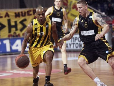 Συμπαίκτης του Πρίντεζη ο Ντίξον