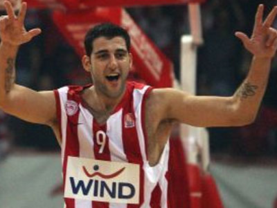 Ολυμπιακός: Παίζει ο Μπουρούσης στον τελικό