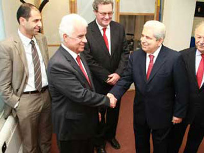 Δεν βρήκαν λύση στο περιουσιακό