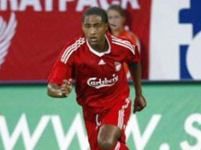 Λίβερπουλ: Νίκησε Άστον Βίλα, «έχασε» Τζόνσον