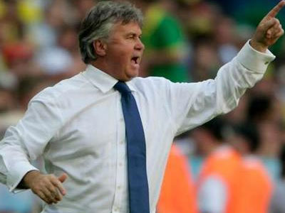 Οδεύει προς Τουρκία ο Χίντινκ