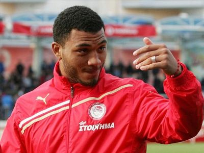 Ολυμπιακός: «Καμπάνα» στον Καζίμ