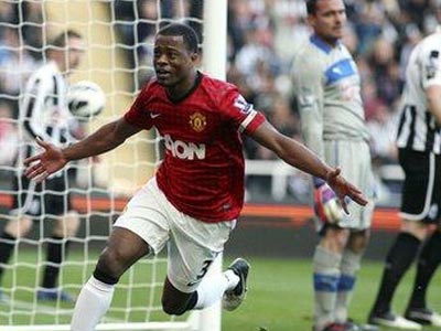 Αναποφάσιστος ο Εβρά