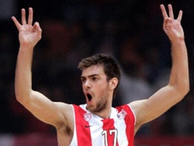 Μάντζαρης: «Πετύχαμε μία μεγάλη νίκη»