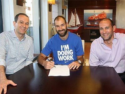 Υπέγραψε ο Σπανούλης