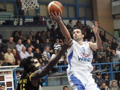 Άνετη νίκη για τον Πανελλήνιο, 79-70 την ΑΕΚ