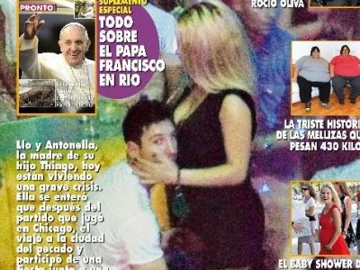 «Χωμένος» στα στήθη στρίπερ ο Μέσι!