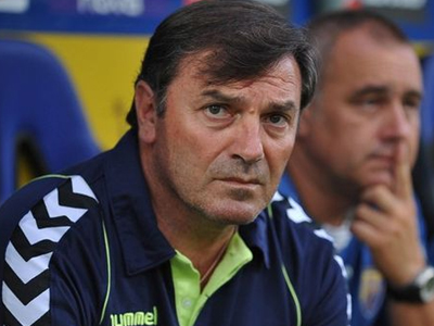 «Δεν θα σκύψουμε το κεφάλι»