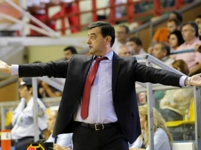 Γιαπλές: «Κουβαλάμε βαριά κληρονομιά»