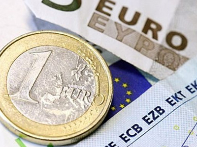 Κέρδη 0,24% καταγράφει το ευρώ