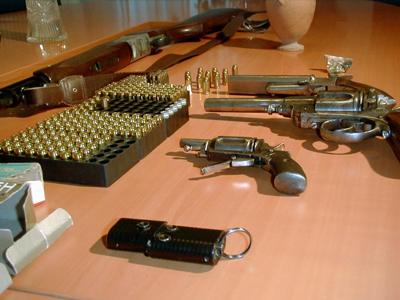 Βρήκαν «οπλοστάσιο»