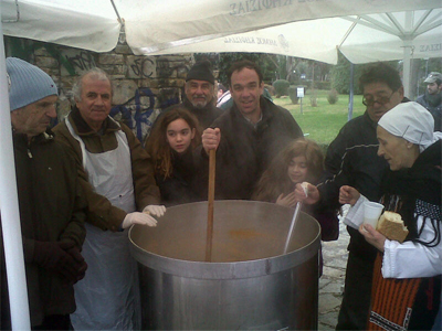 Γλέντι και φαγοπότι στην Κηφισιά