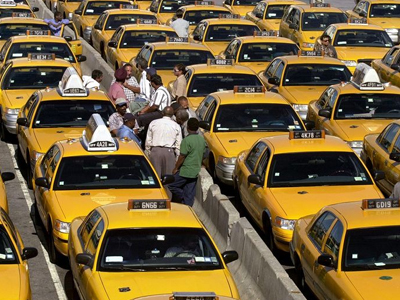 Ανασφάλιστους οδηγούς ταξί εντόπισε το ΙΚΑ